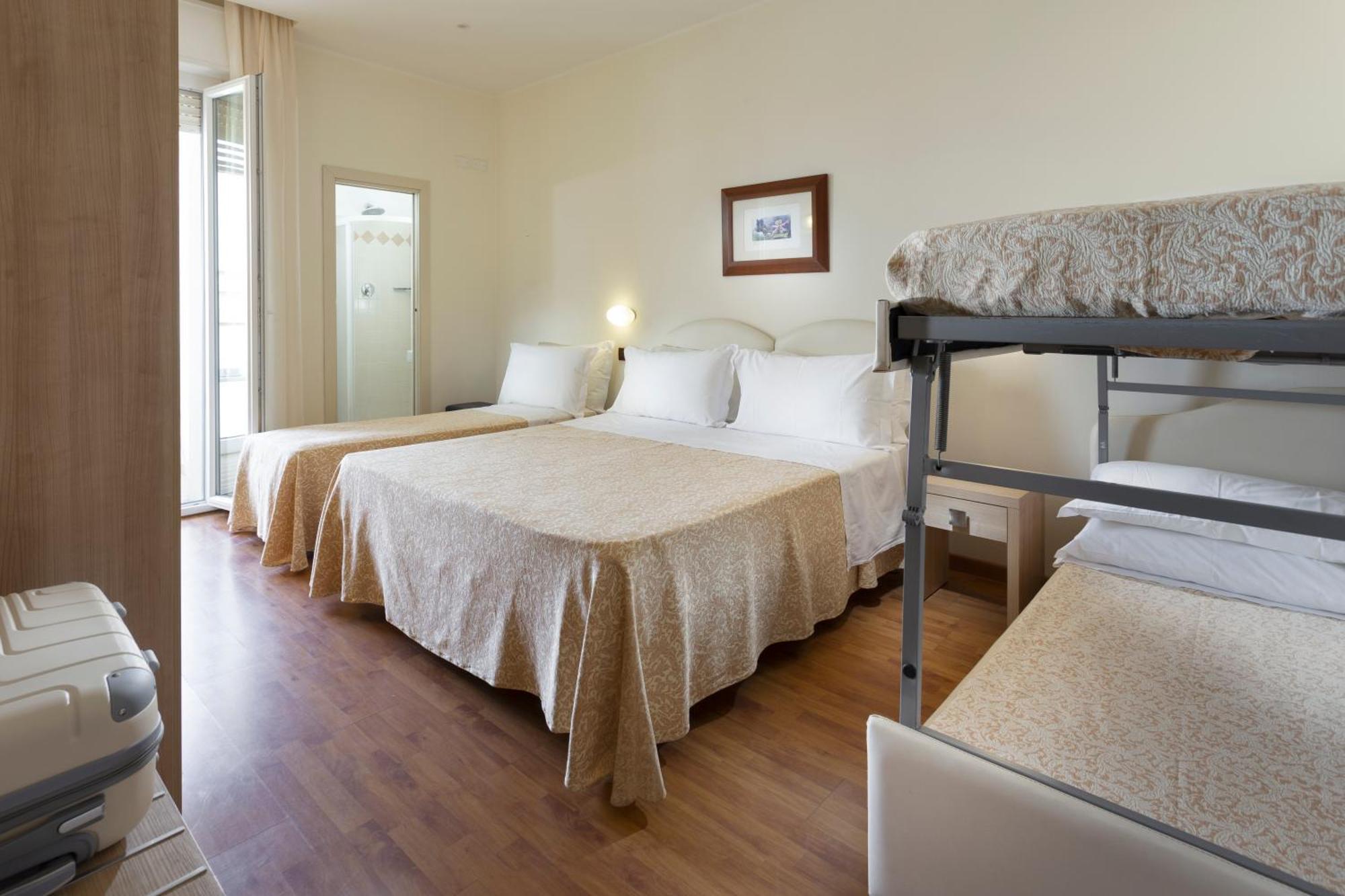 Hotel Baltic Rimini Esterno foto